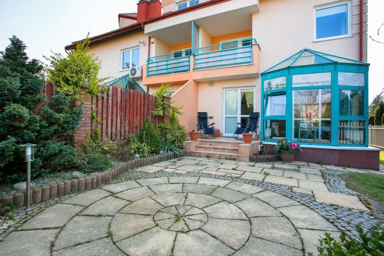 Pokoje Beskidzka Apartment Люблин Екстериор снимка