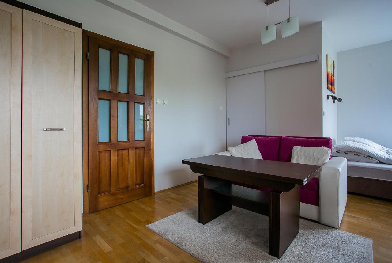 Pokoje Beskidzka Apartment Люблин Екстериор снимка